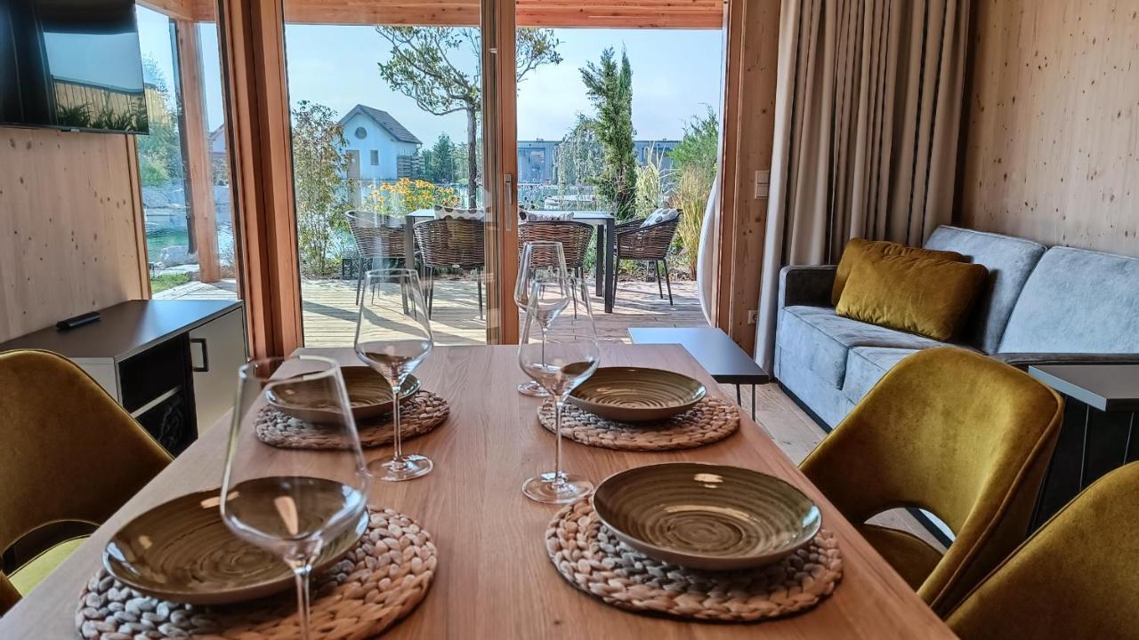 Kittenberger Chalets Am Gartensee Schiltern bei Langenlois Εξωτερικό φωτογραφία